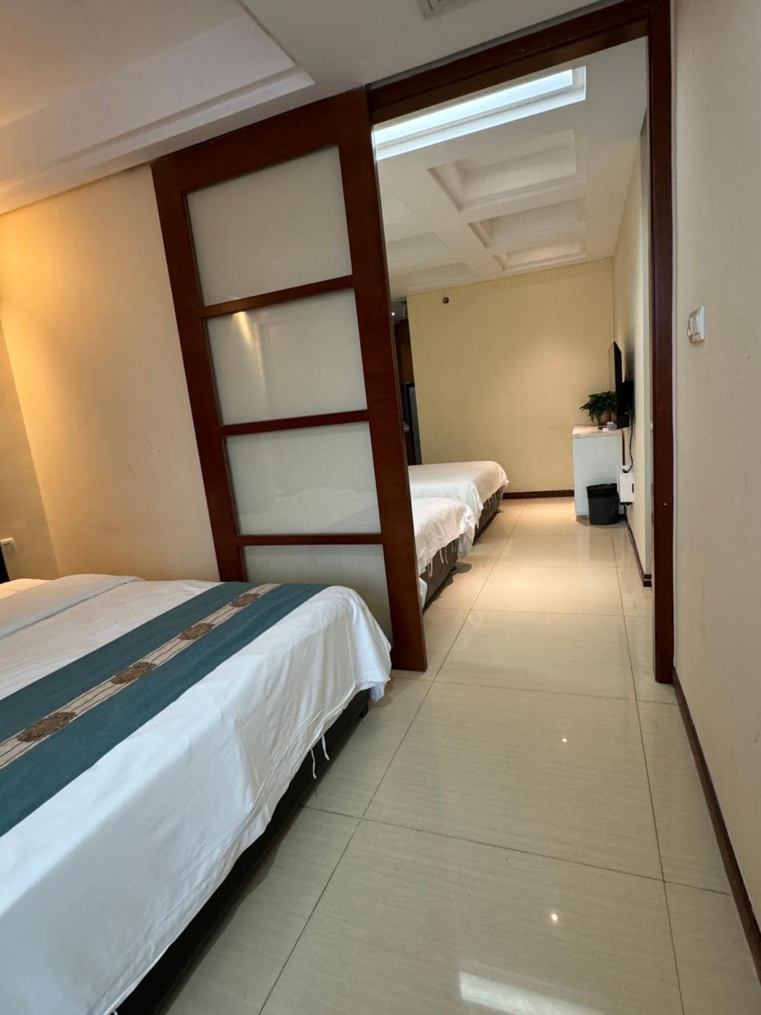 Waifiden Apartment Min Jian Financial Building-Free Shuttle Bus During The Canton Fair Екстериор снимка